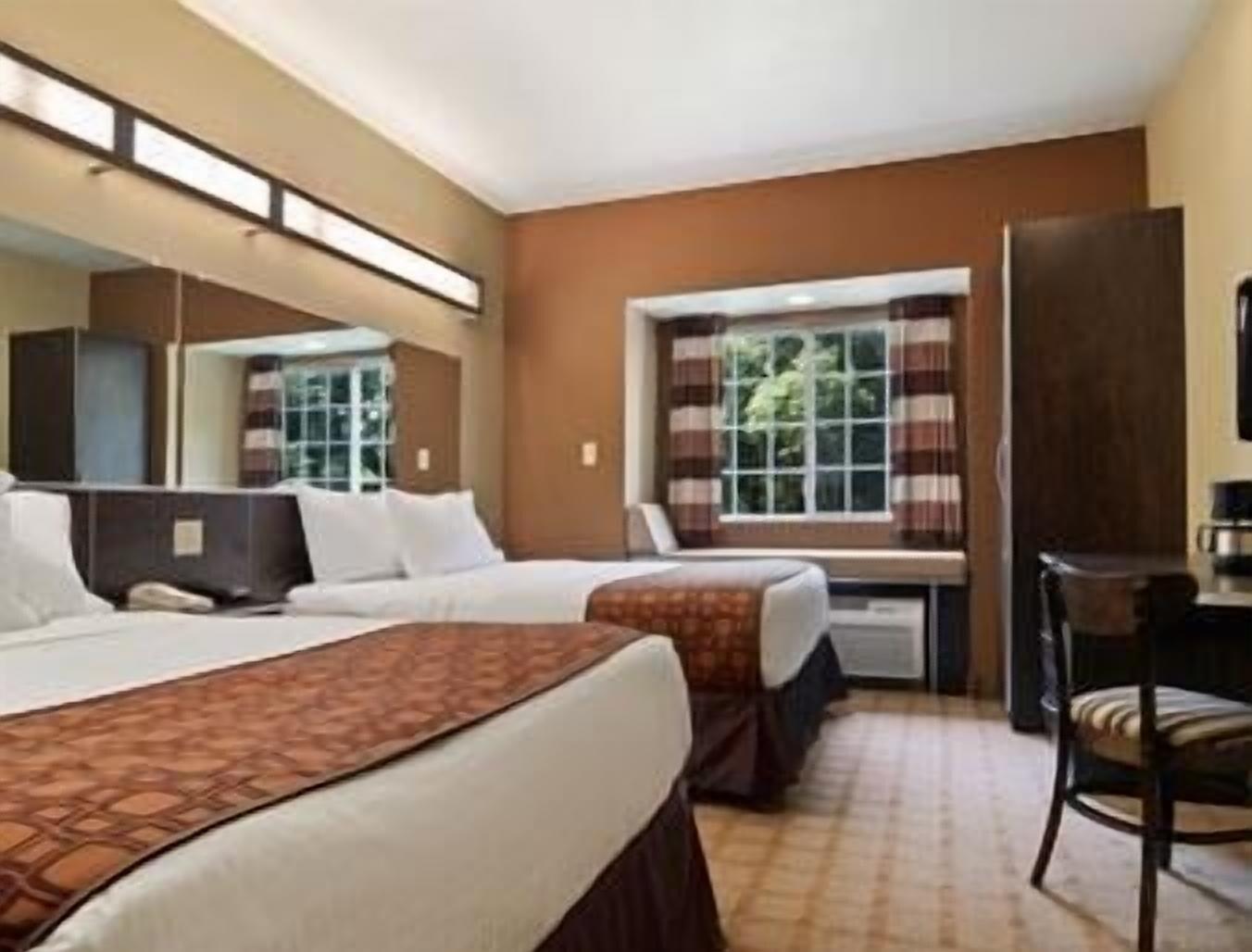 Microtel Inn & Suites By Wyndham Manchester - Newly Renovated Luaran gambar
