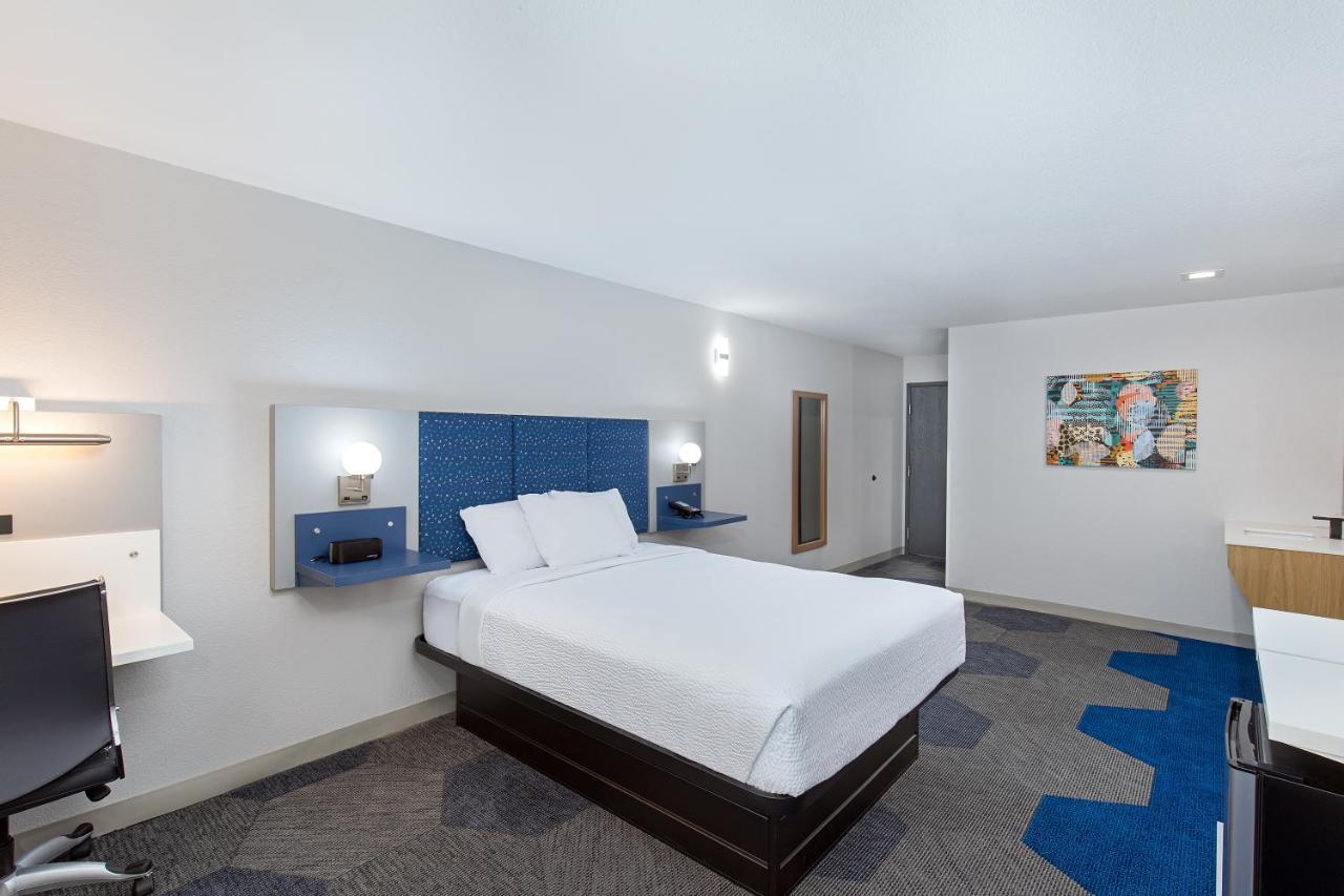 Microtel Inn & Suites By Wyndham Manchester - Newly Renovated Luaran gambar