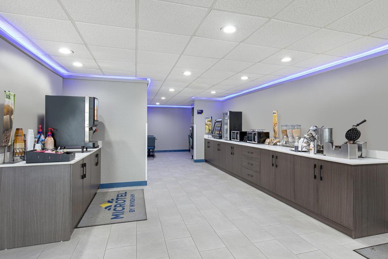 Microtel Inn & Suites By Wyndham Manchester - Newly Renovated Luaran gambar