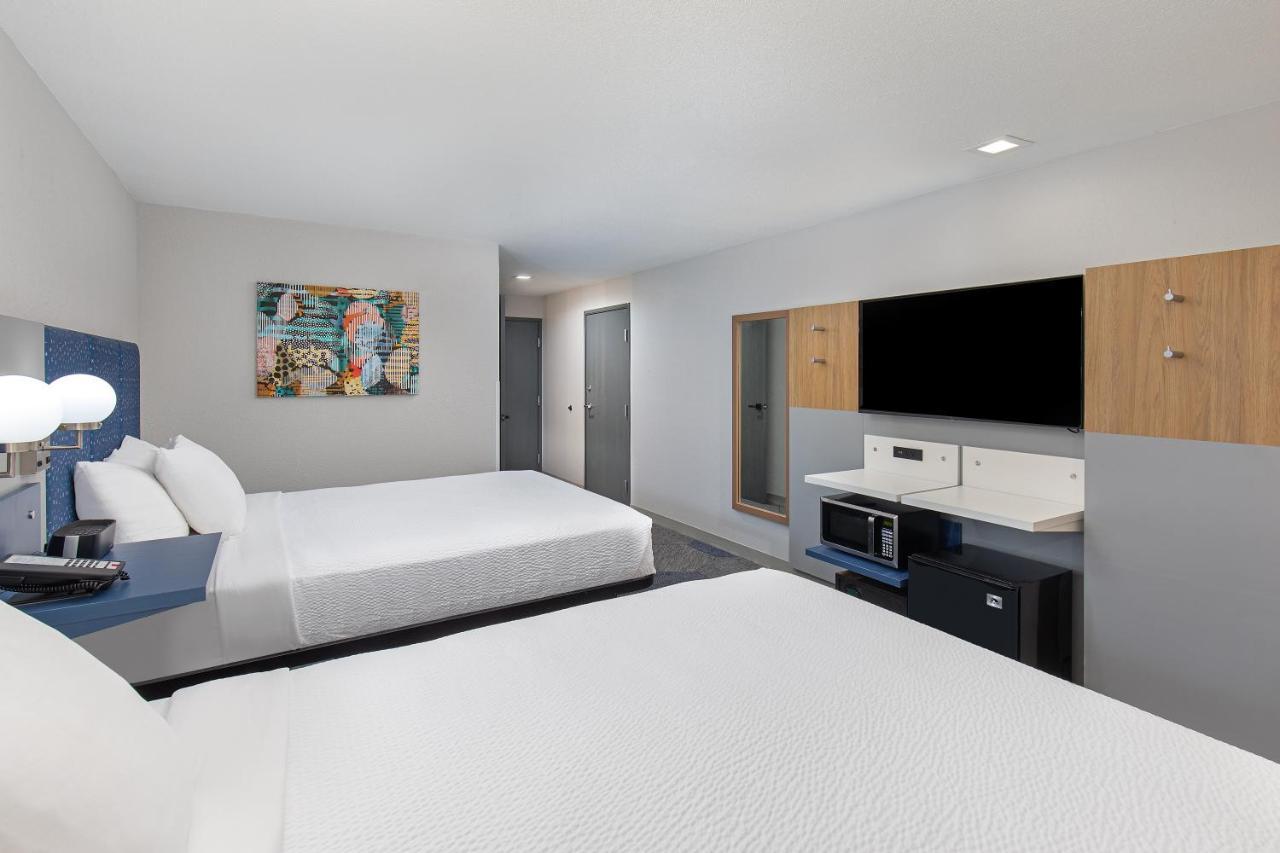 Microtel Inn & Suites By Wyndham Manchester - Newly Renovated Luaran gambar
